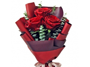 3 pcs Red Roses Bouquet